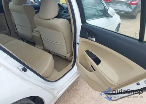 2011 Honda Accord 2.4 Lx-P from USA, damaged, VIN 1HGCP2F46BA039978